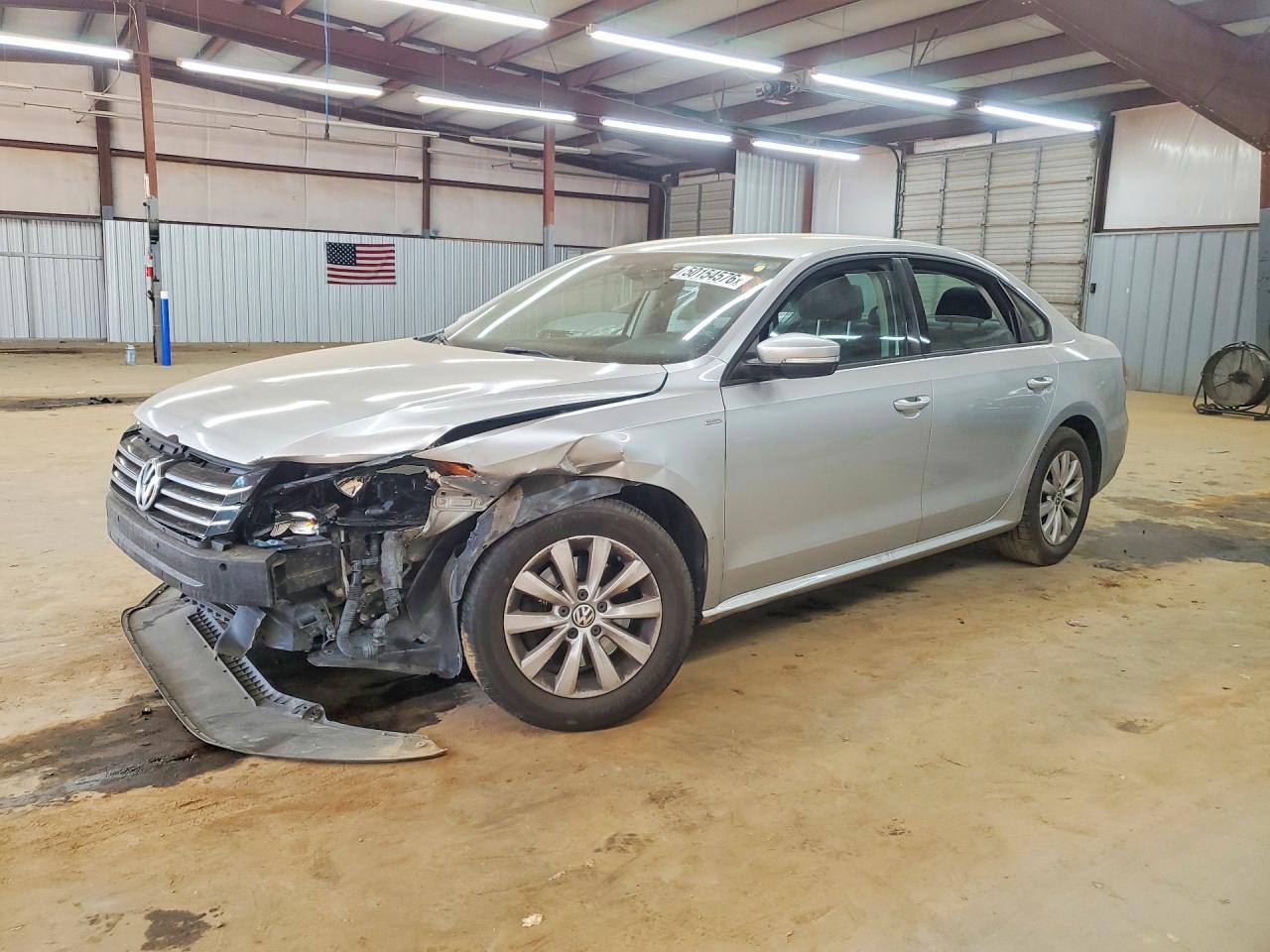 2015 VOLKSWAGEN PASSAT
