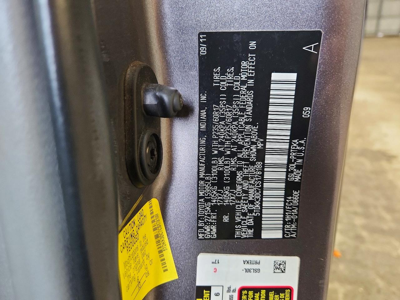 2012 TOYOTA SIENNA
