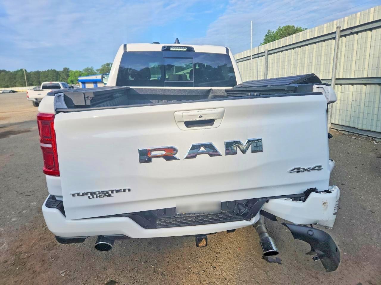 2025 RAM 1500