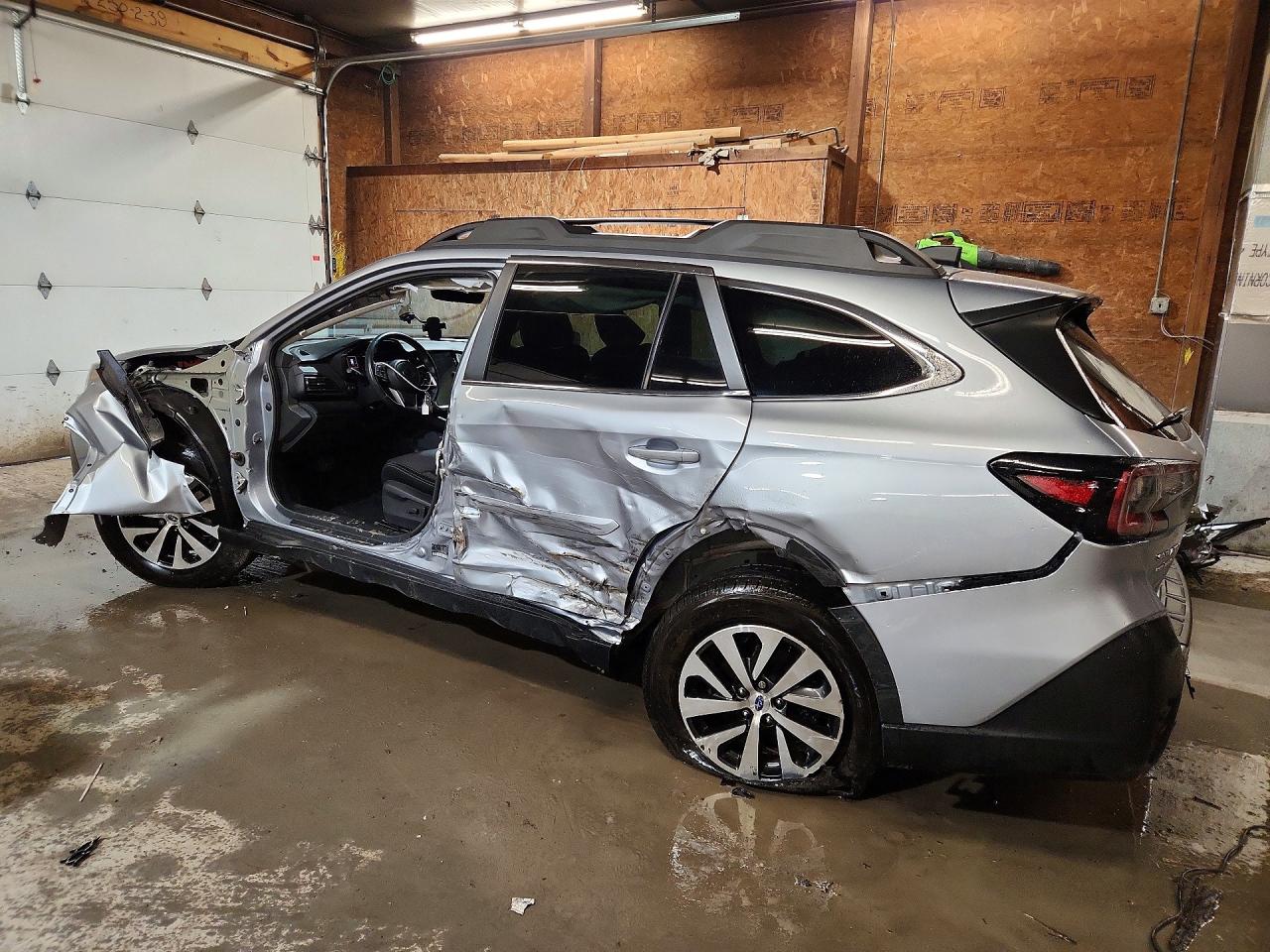 2021 SUBARU OUTBACK