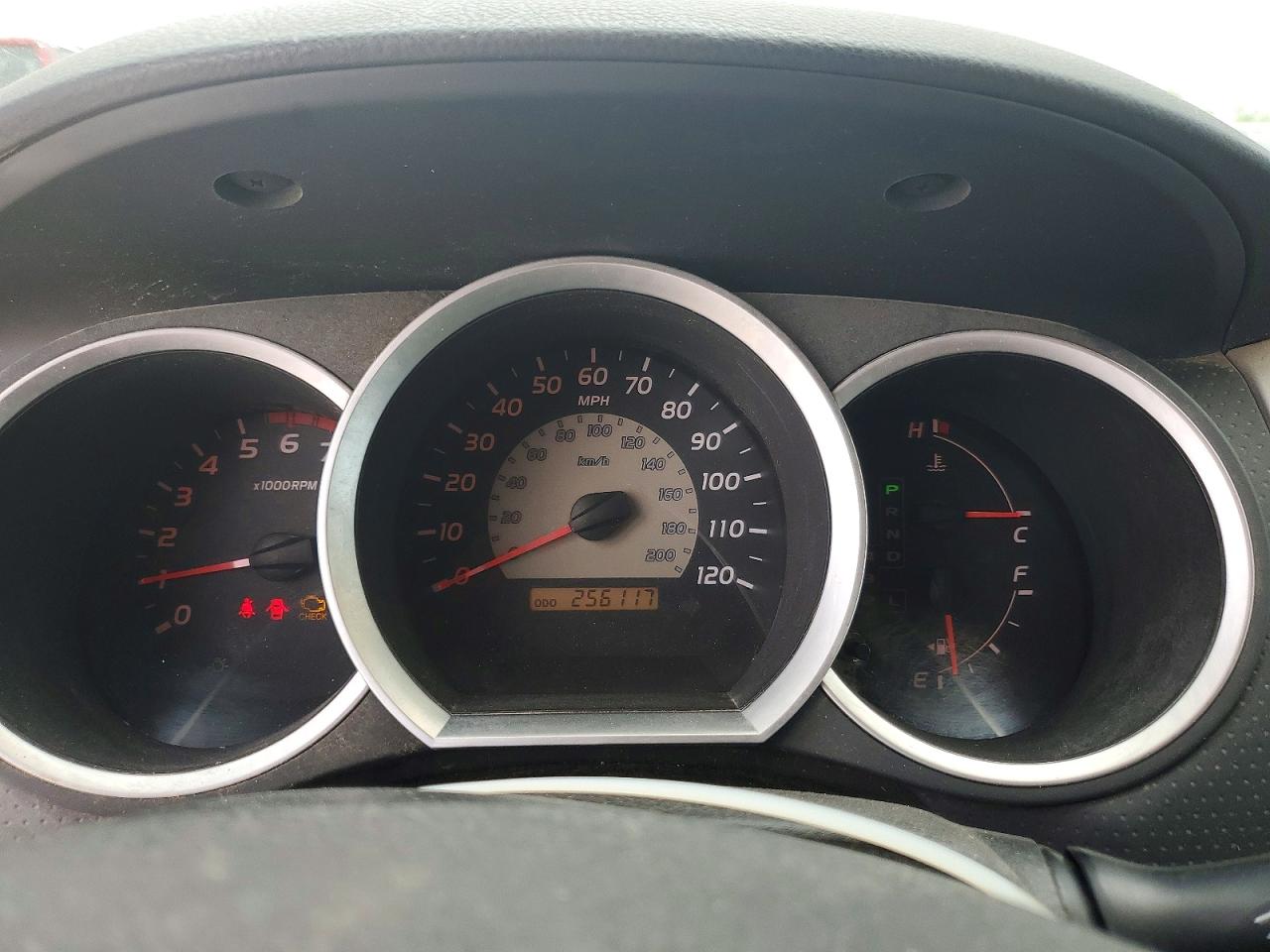 2005 TOYOTA TACOMA