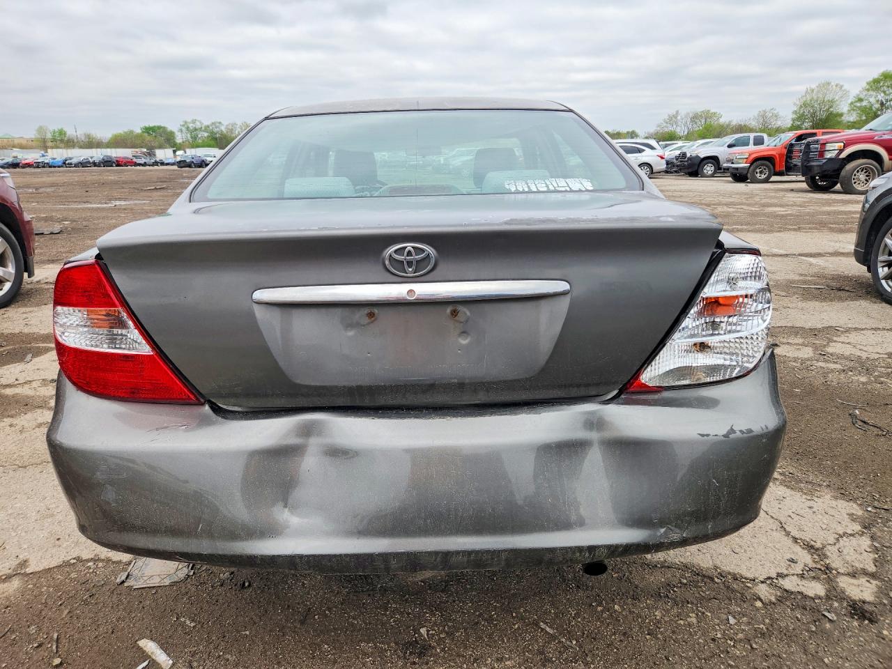 2004 TOYOTA CAMRY