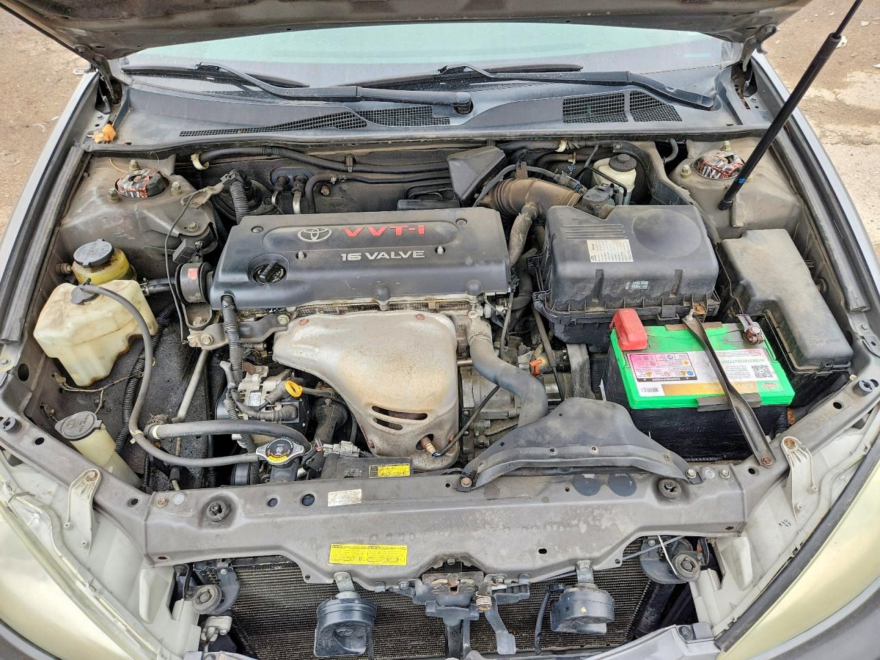 2004 TOYOTA CAMRY