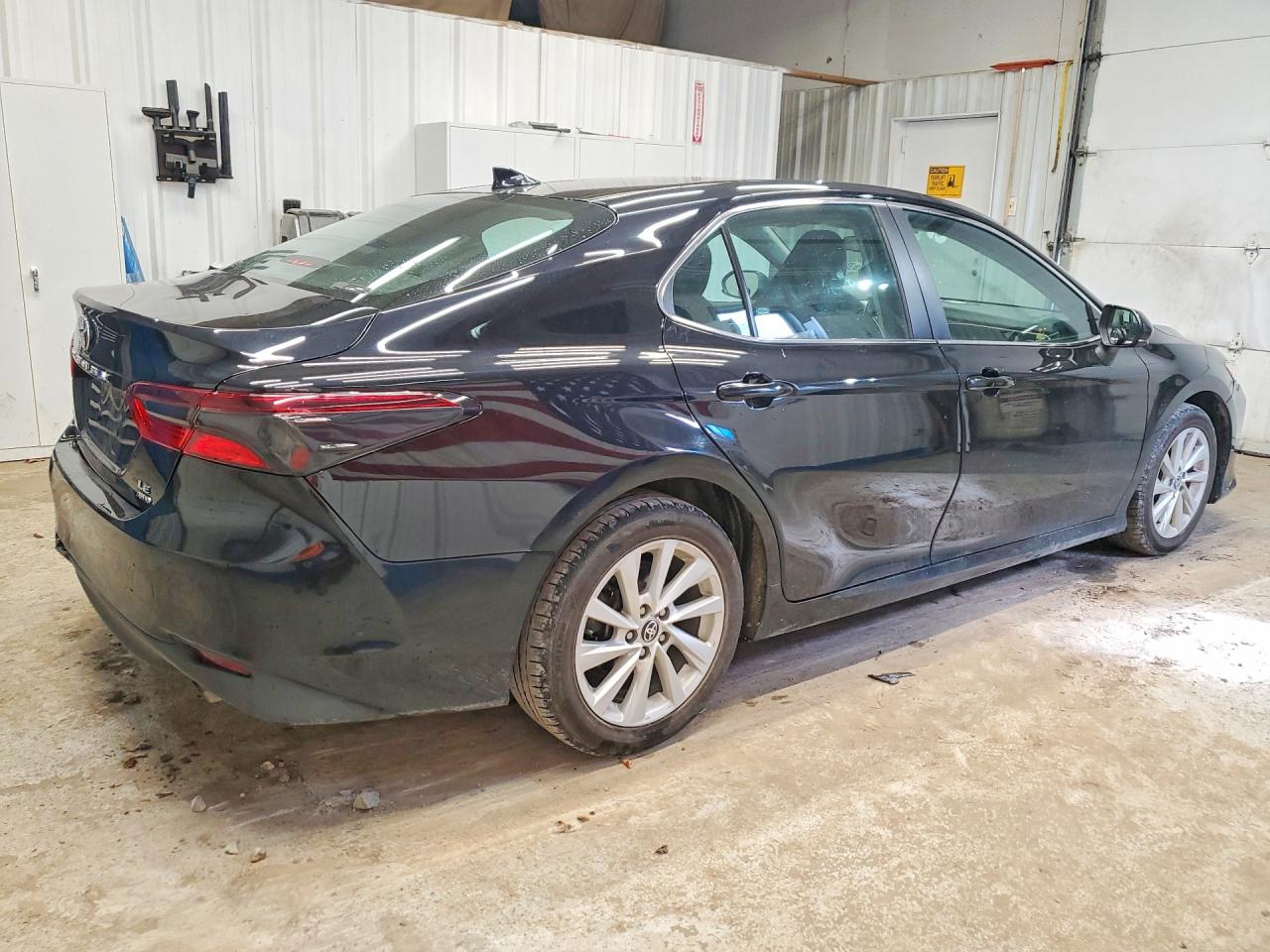 2022 TOYOTA CAMRY