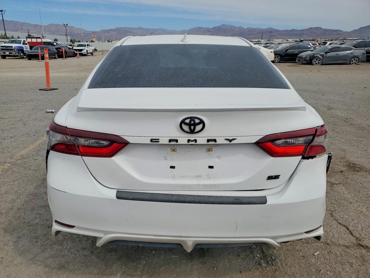2024 TOYOTA CAMRY