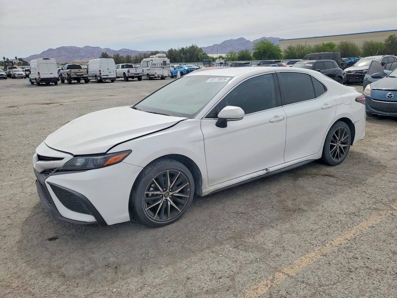 2024 TOYOTA CAMRY