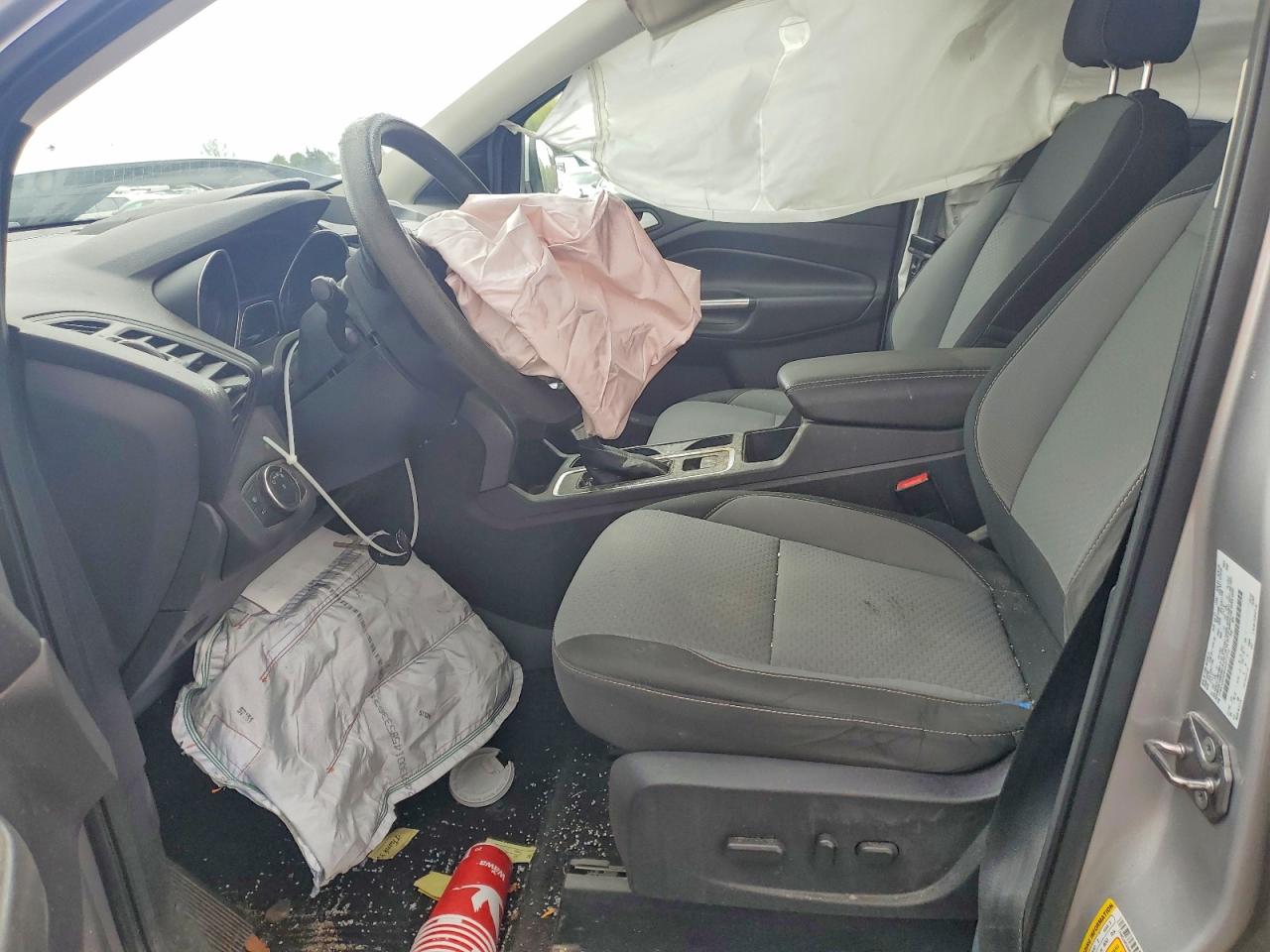 2017 FORD ESCAPE