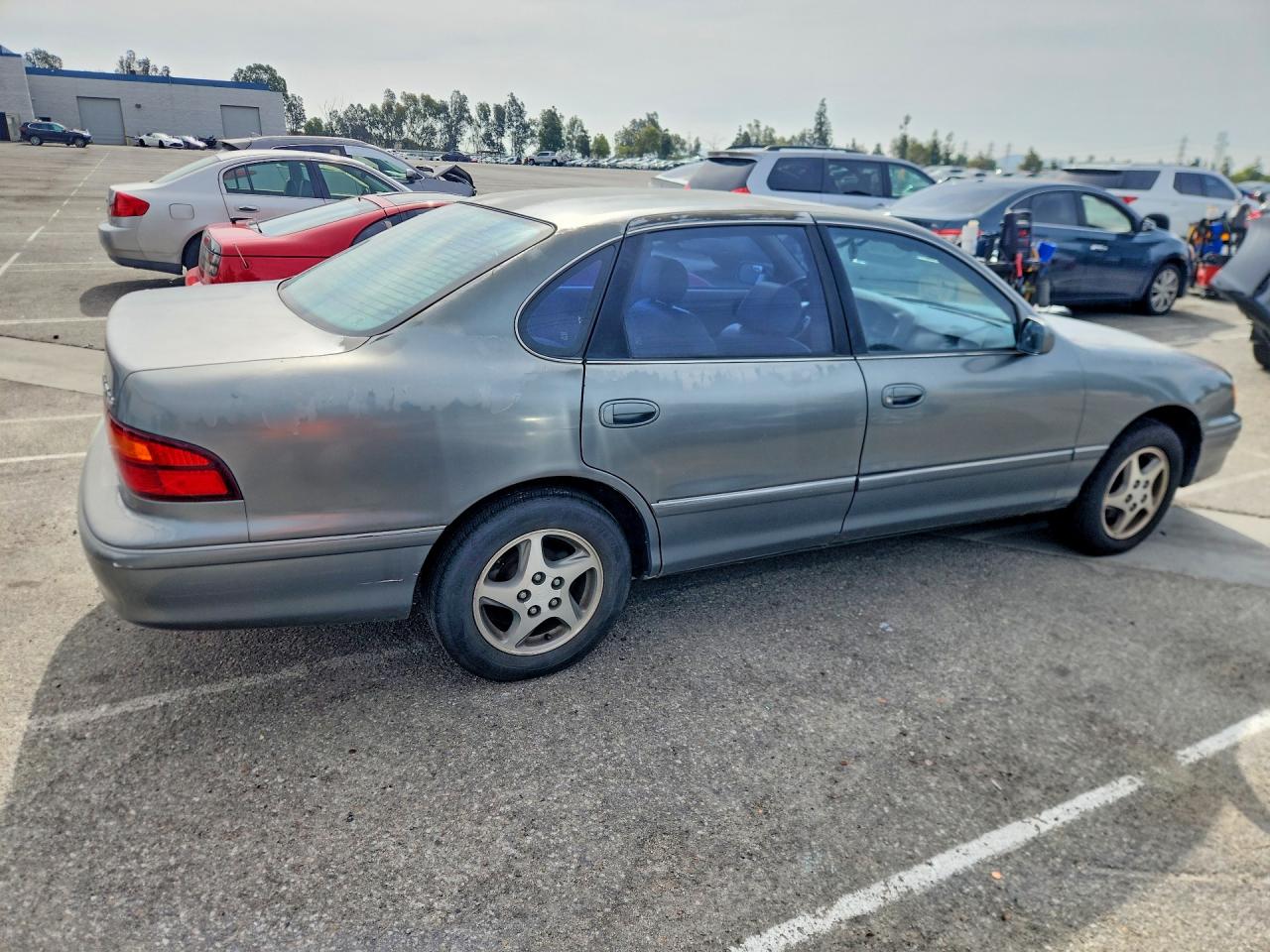 1999 TOYOTA AVALON