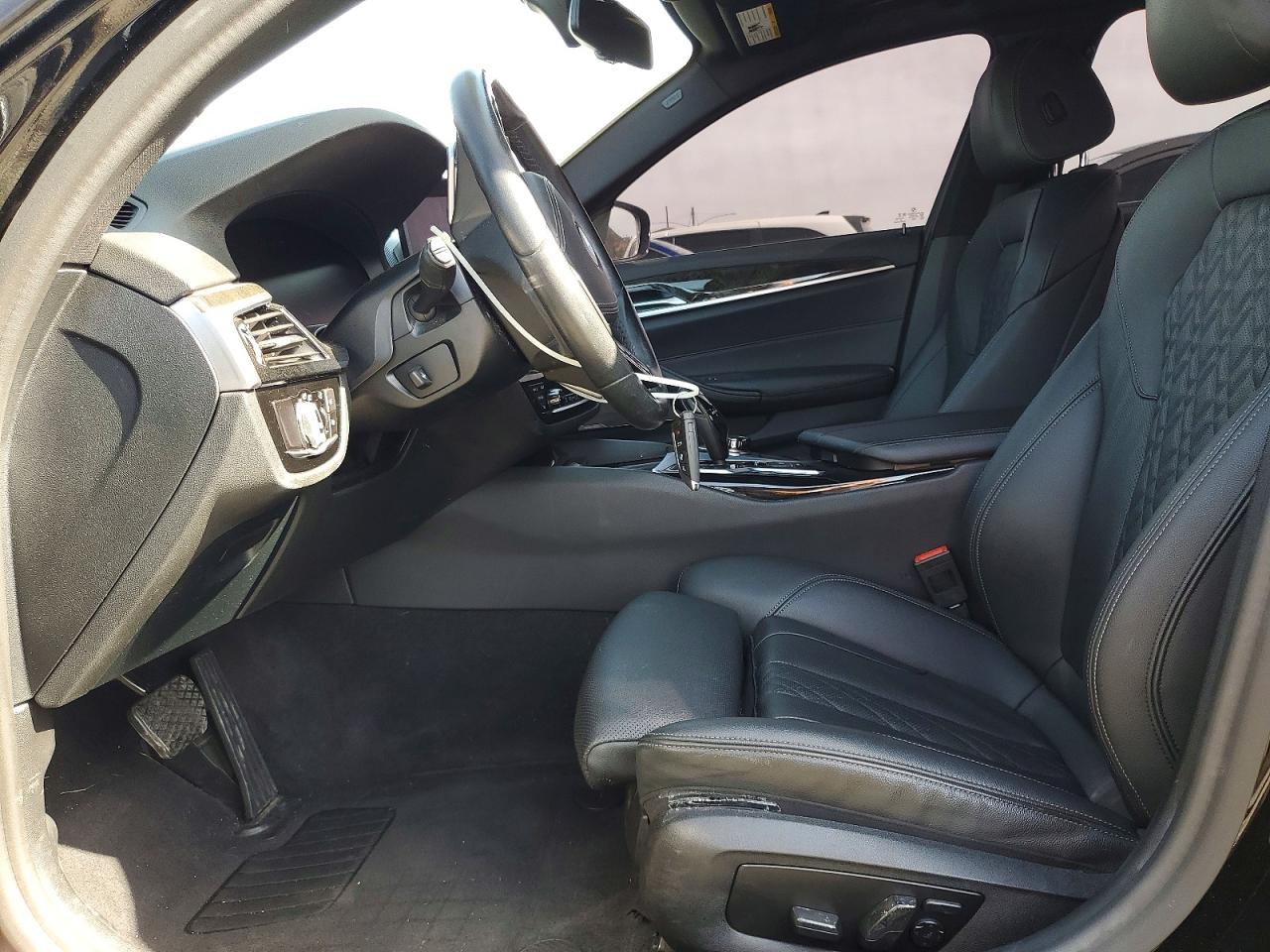 2021 BMW 5 SERIES