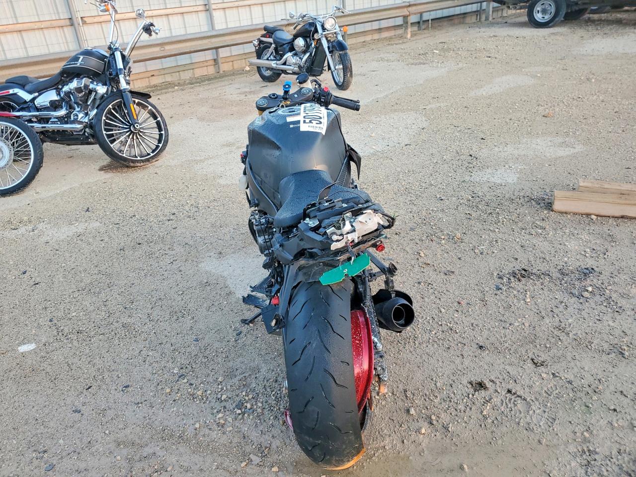 2026 SUZUKI GSXR750