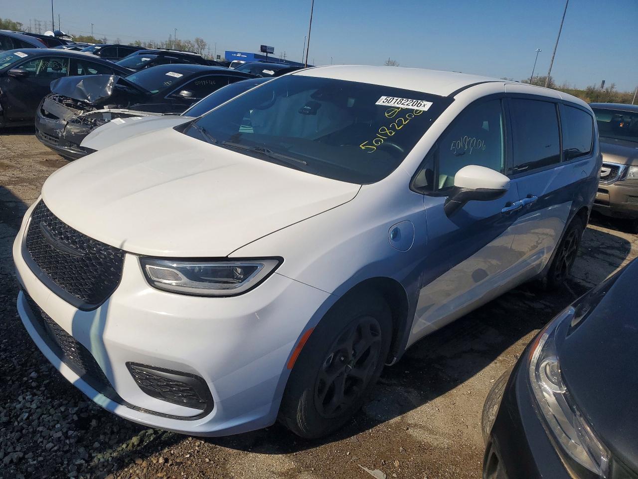 2023 CHRYSLER PACIFICA