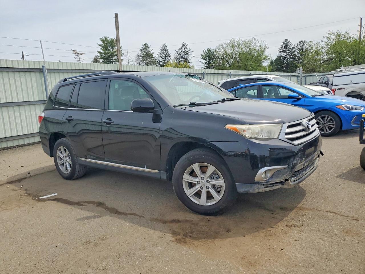 2011 TOYT HIGHLANDER