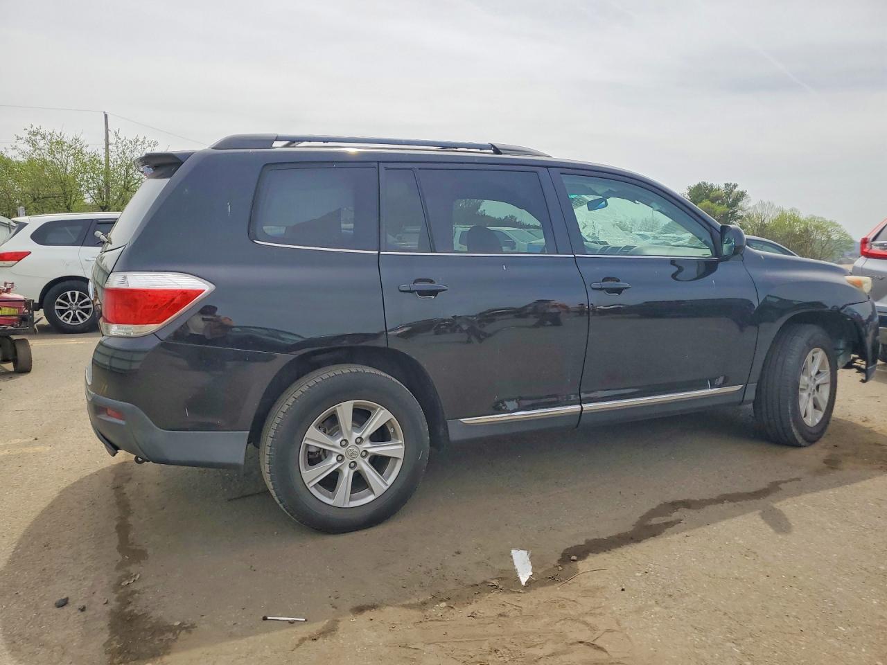 2011 TOYT HIGHLANDER