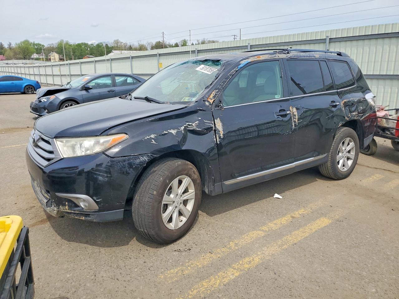 2011 TOYT HIGHLANDER