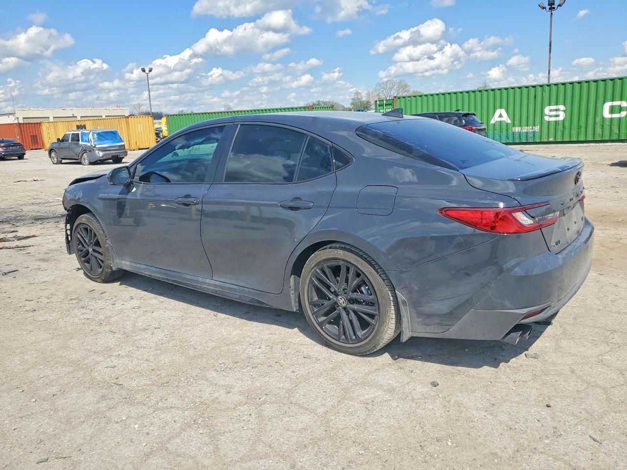 2026 TOYOTA CAMRY