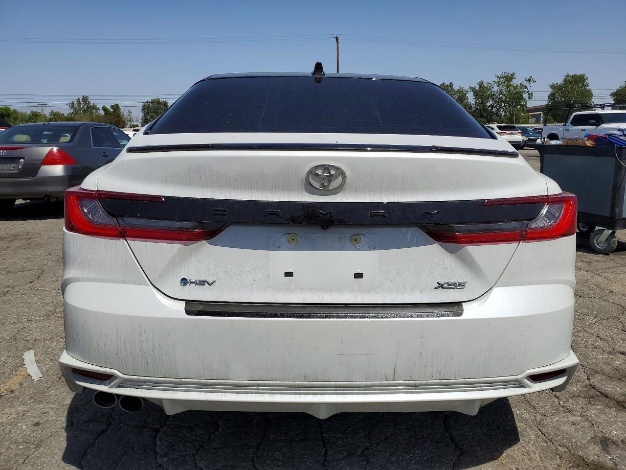 2025 TOYOTA CAMRY