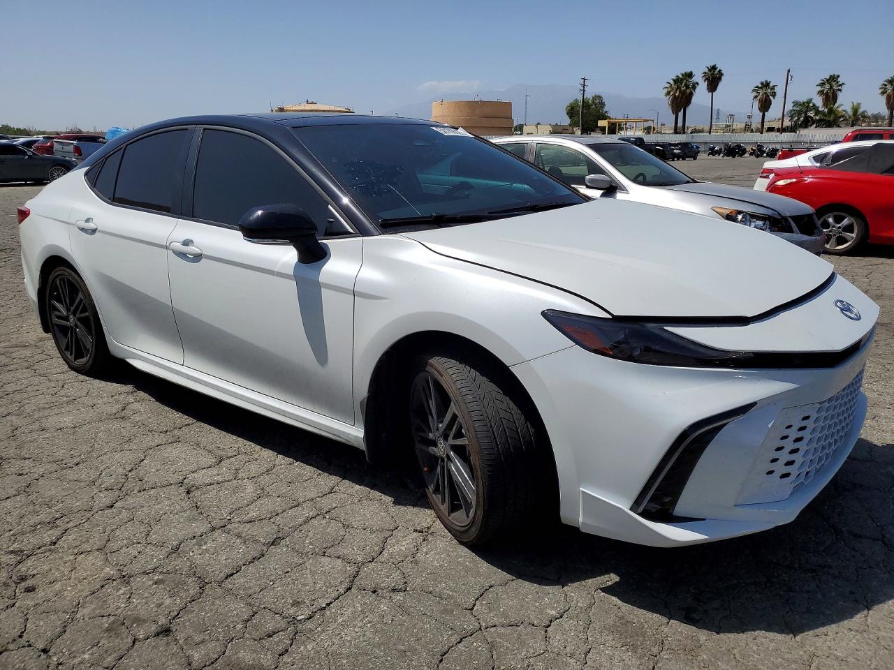 2025 TOYOTA CAMRY
