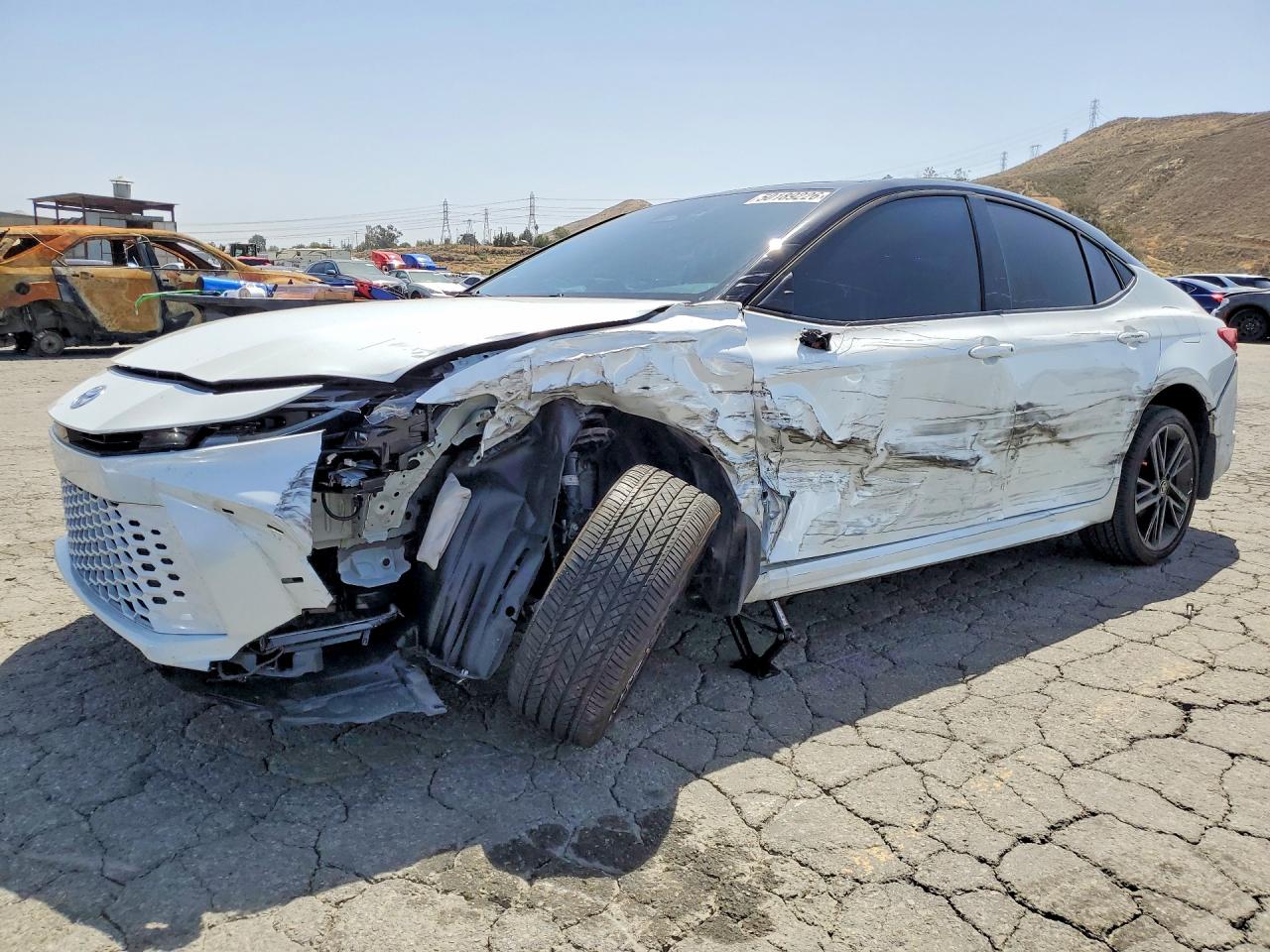 2025 TOYOTA CAMRY