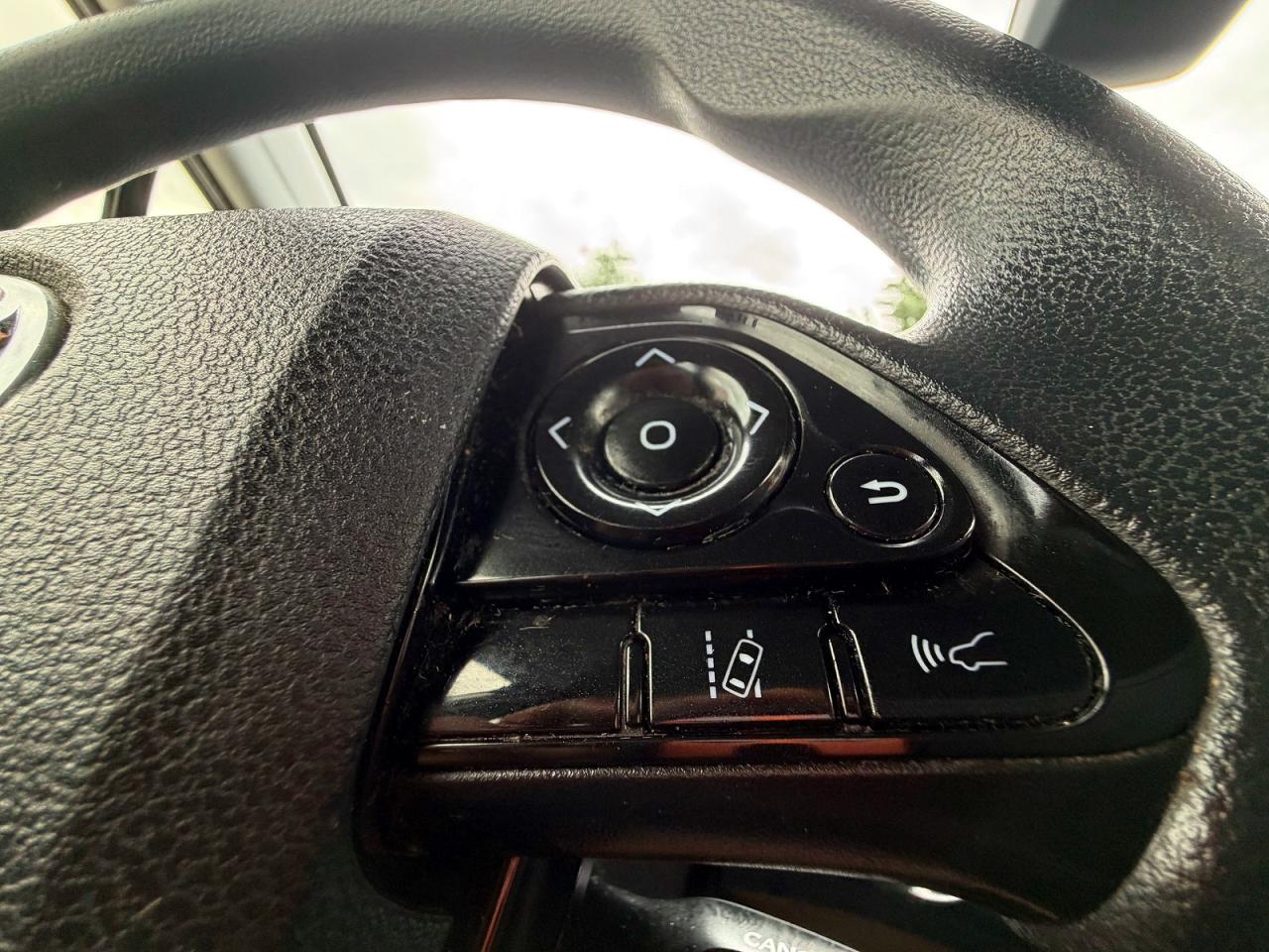 2019 TOYOTA PRIUS