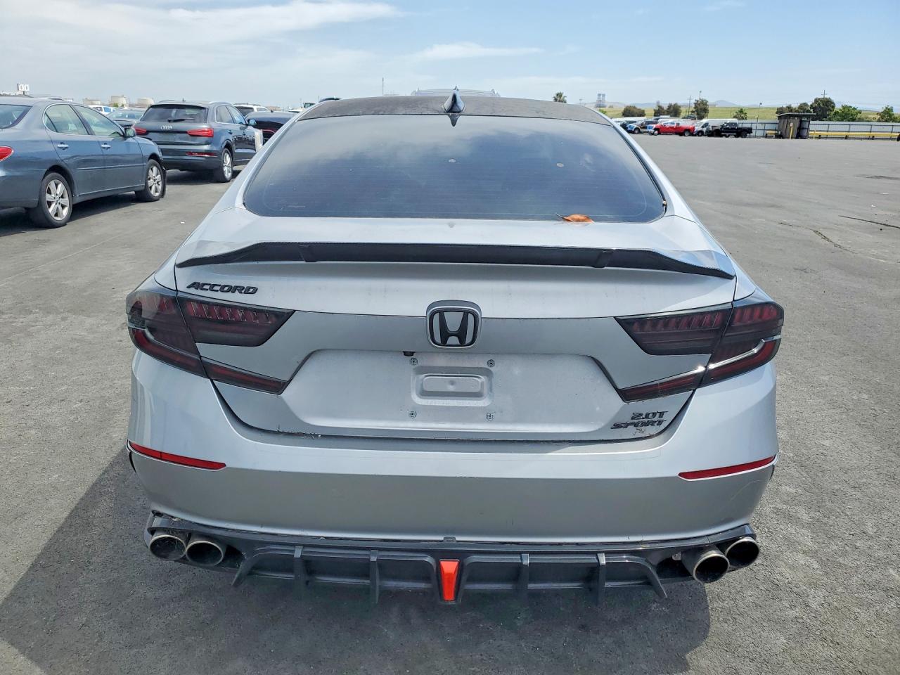 2019 HONDA ACCORD