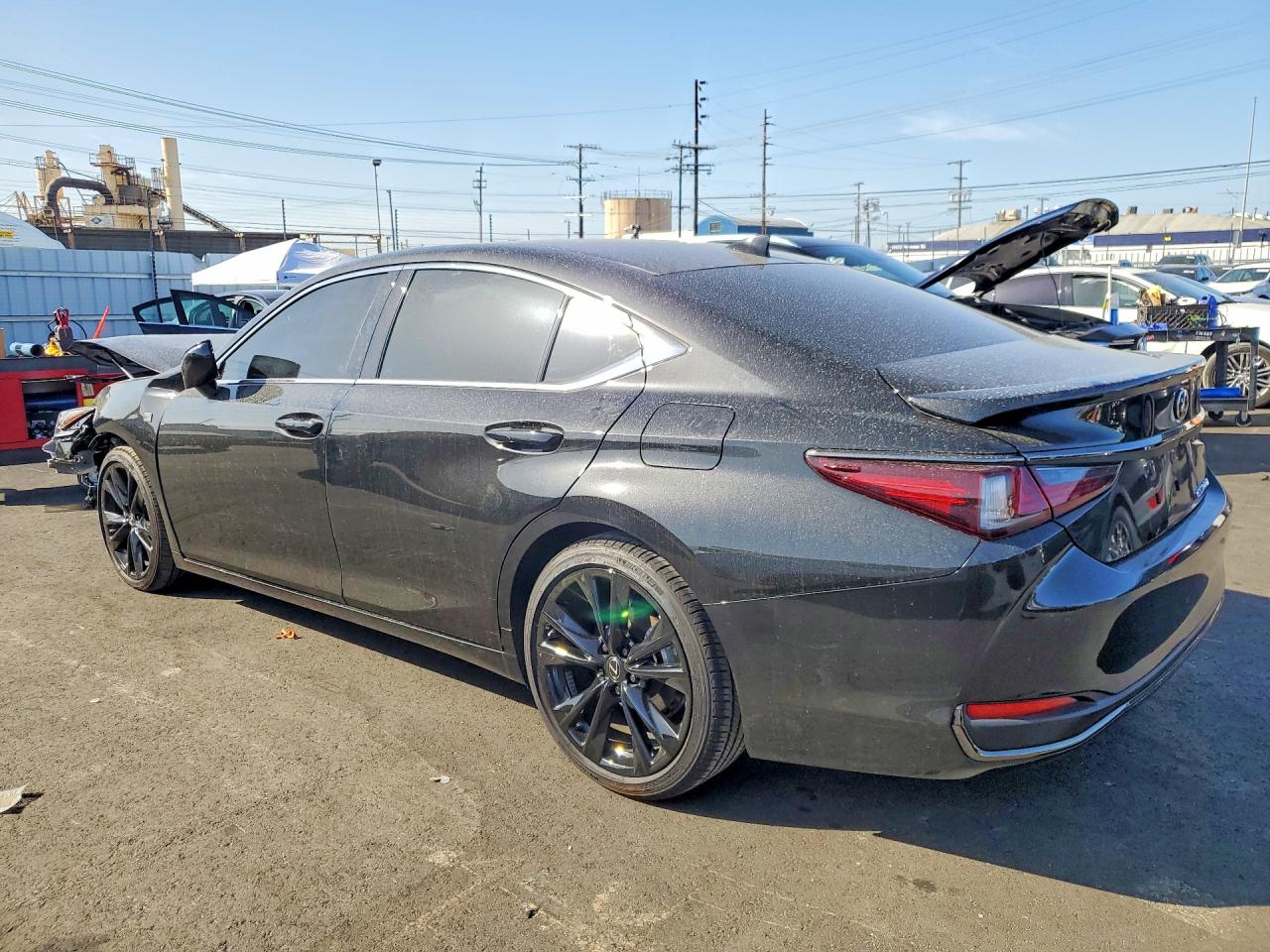 2025 LEXUS ES300