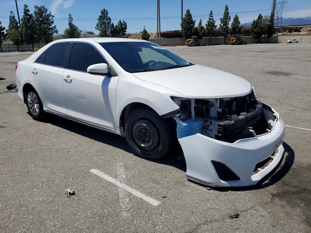 2014 TOYOTA CAMRY SOLA