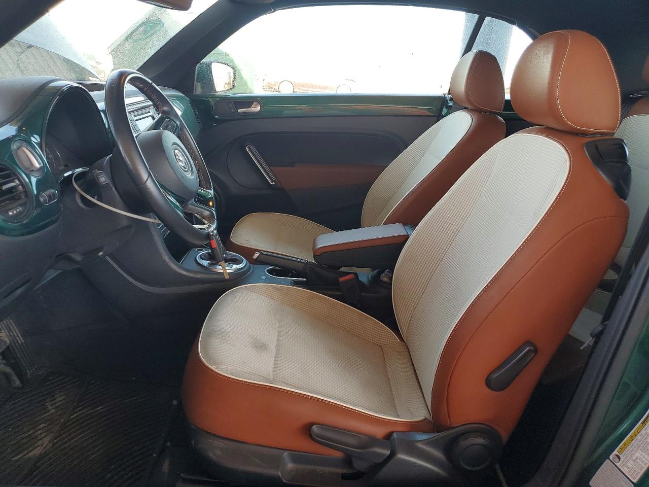 2017 VOLKSWAGEN BEETLE