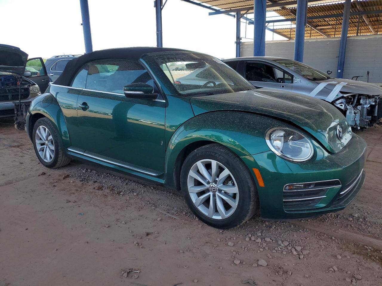 2017 VOLKSWAGEN BEETLE