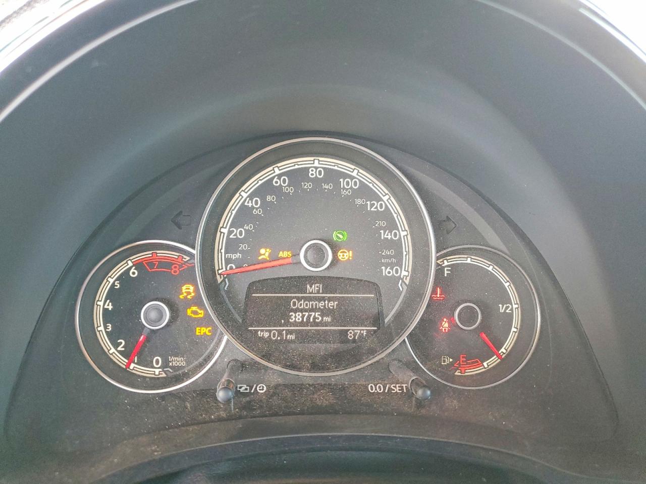 2017 VOLKSWAGEN BEETLE
