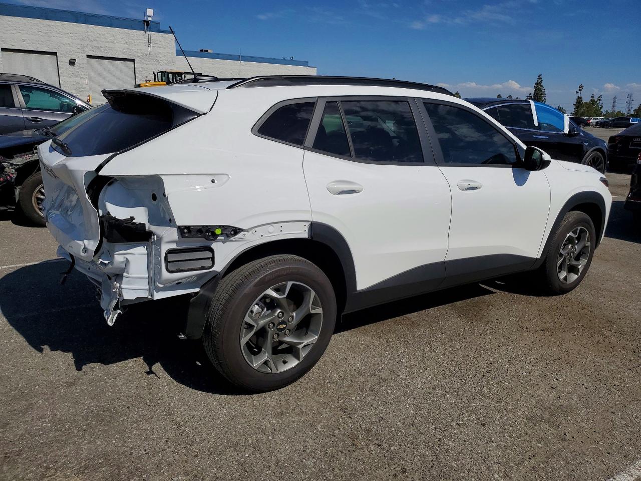2026 CHEVROLET TRAX