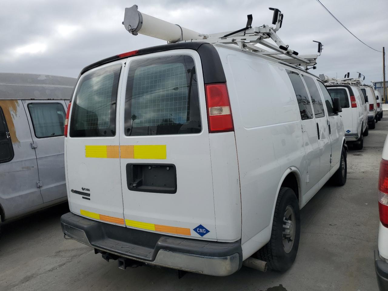 2014 CHEVROLET EXPRESS