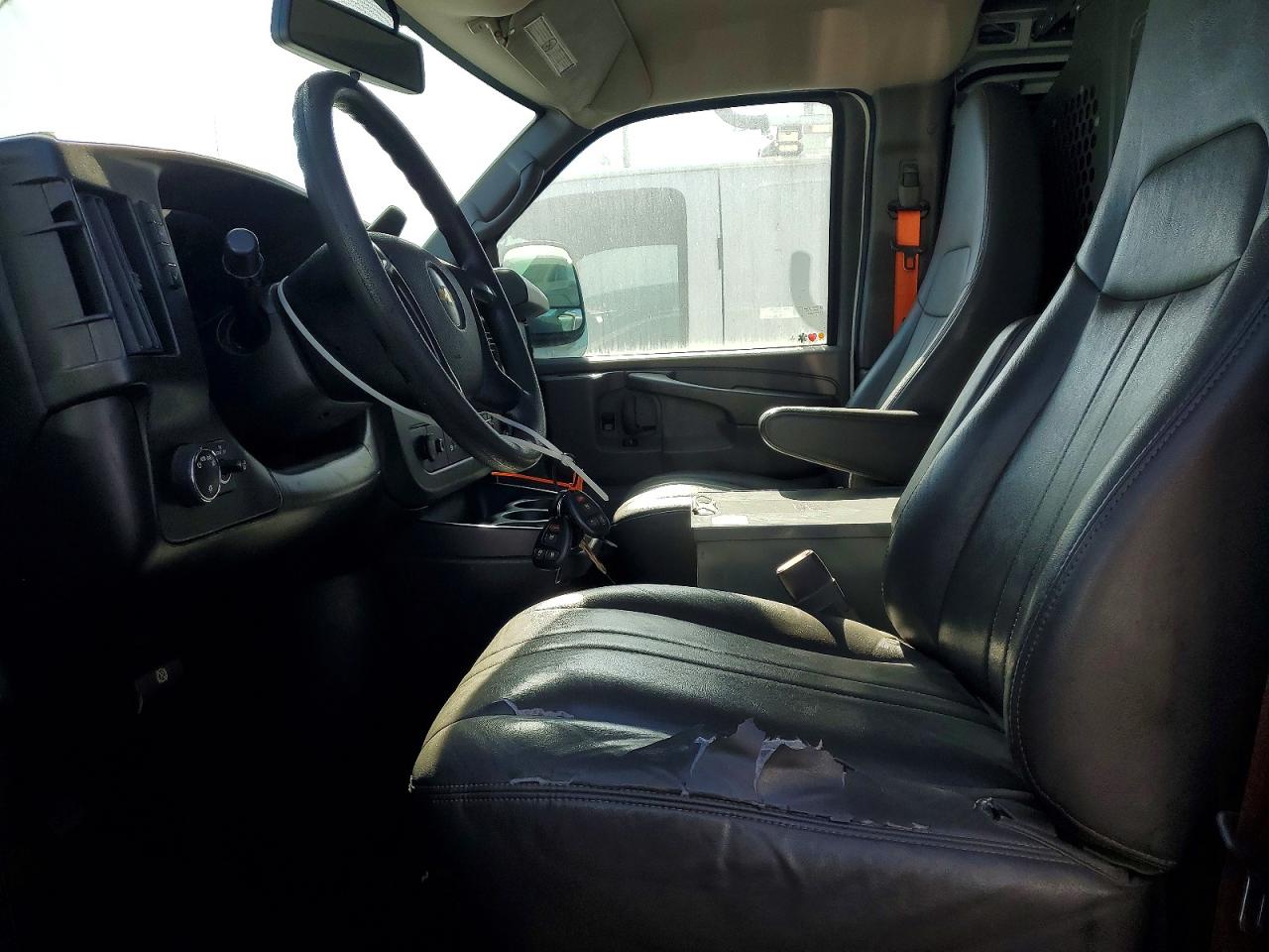 2014 CHEVROLET EXPRESS
