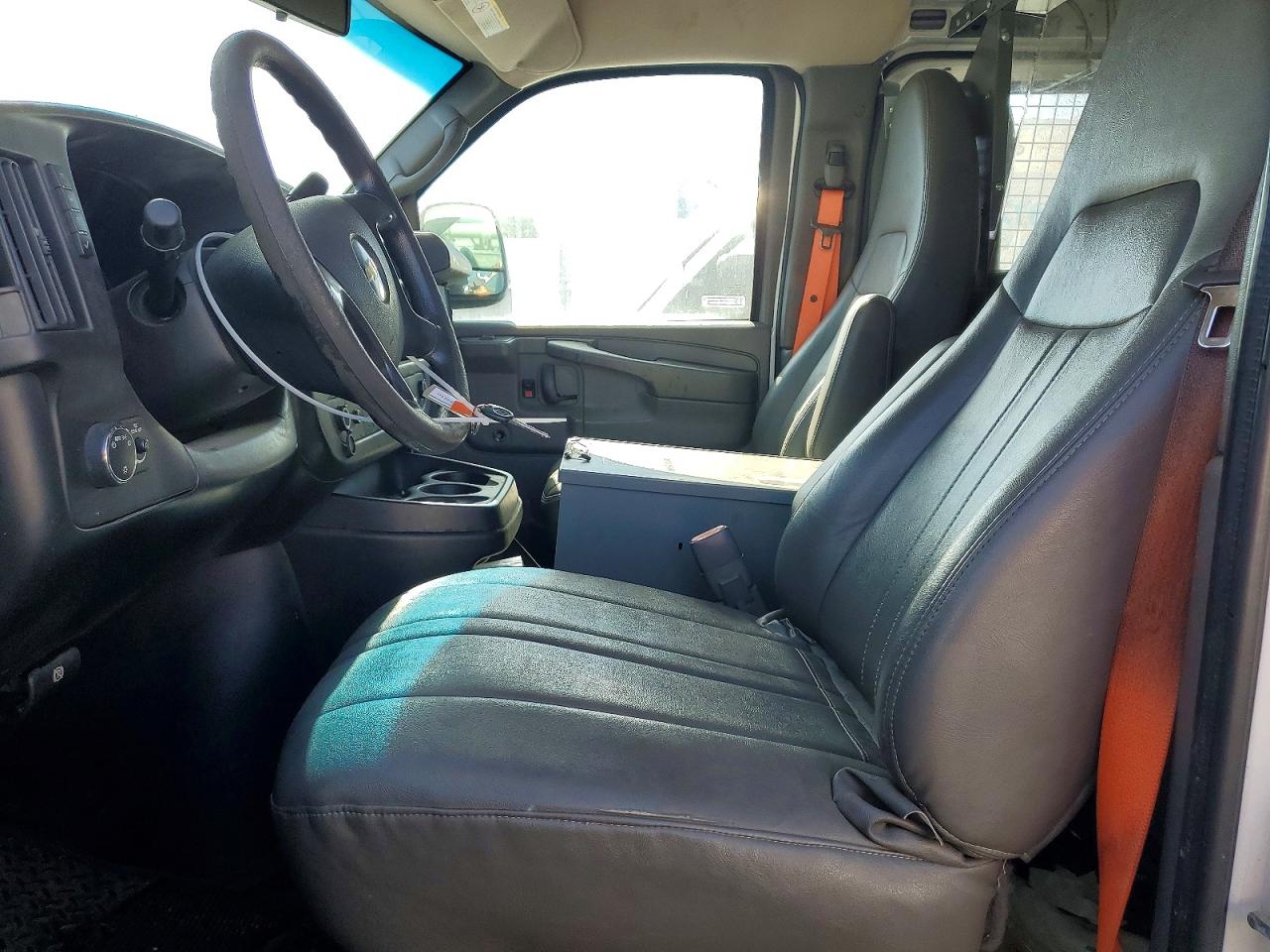 2013 CHEVROLET EXPRESS