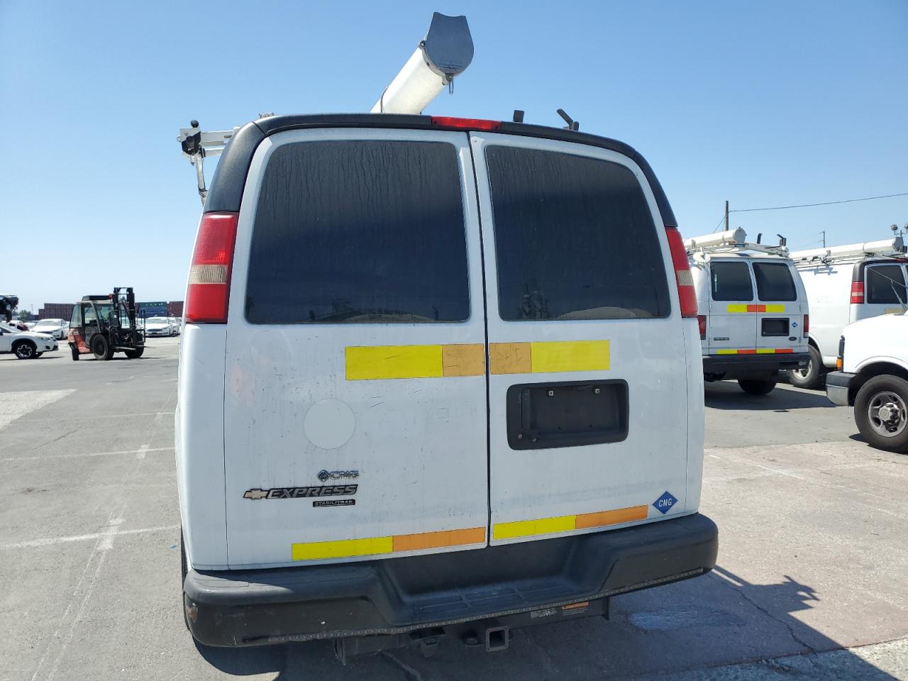 2013 CHEVROLET EXPRESS