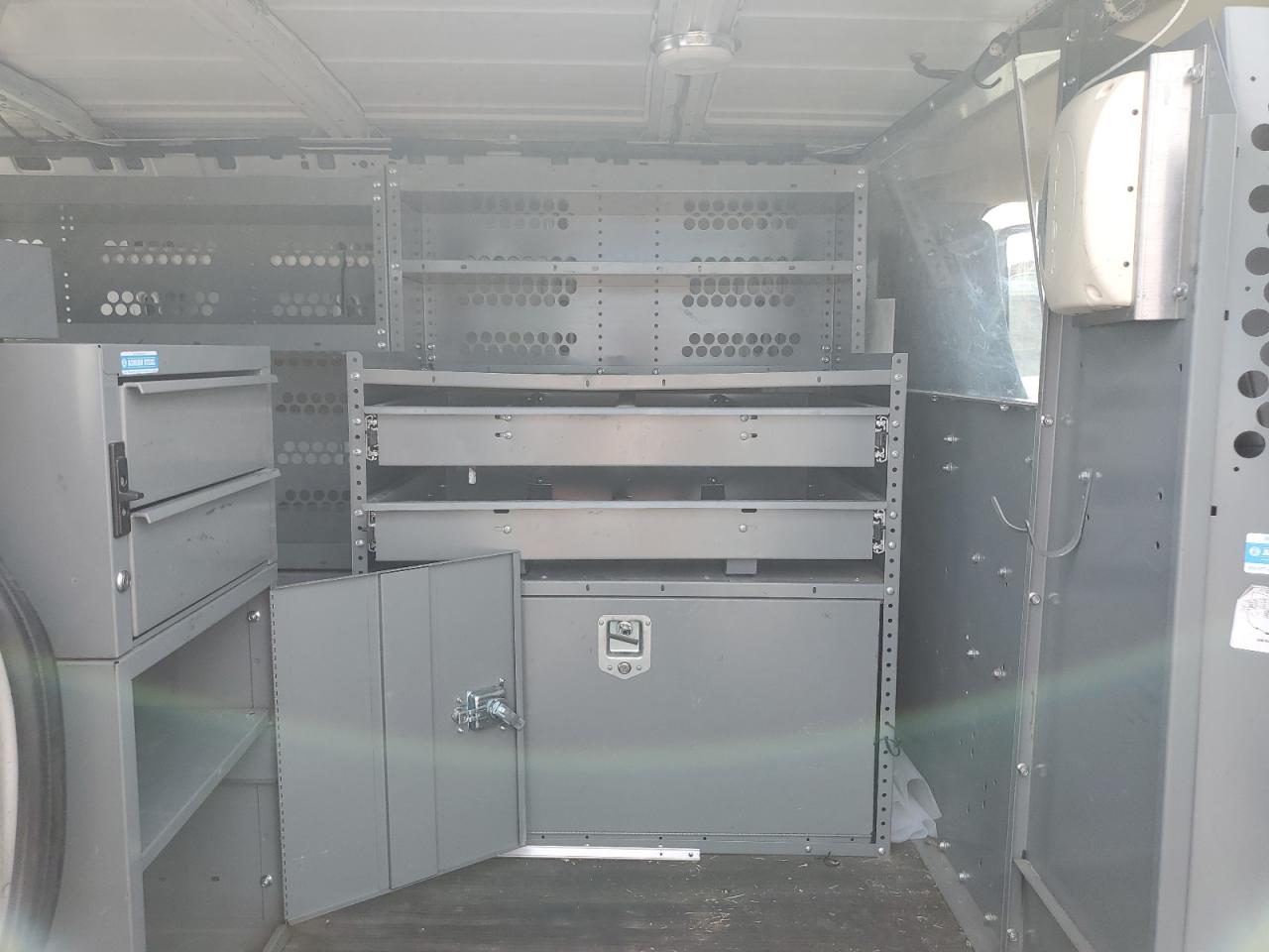 2013 CHEVROLET EXPRESS