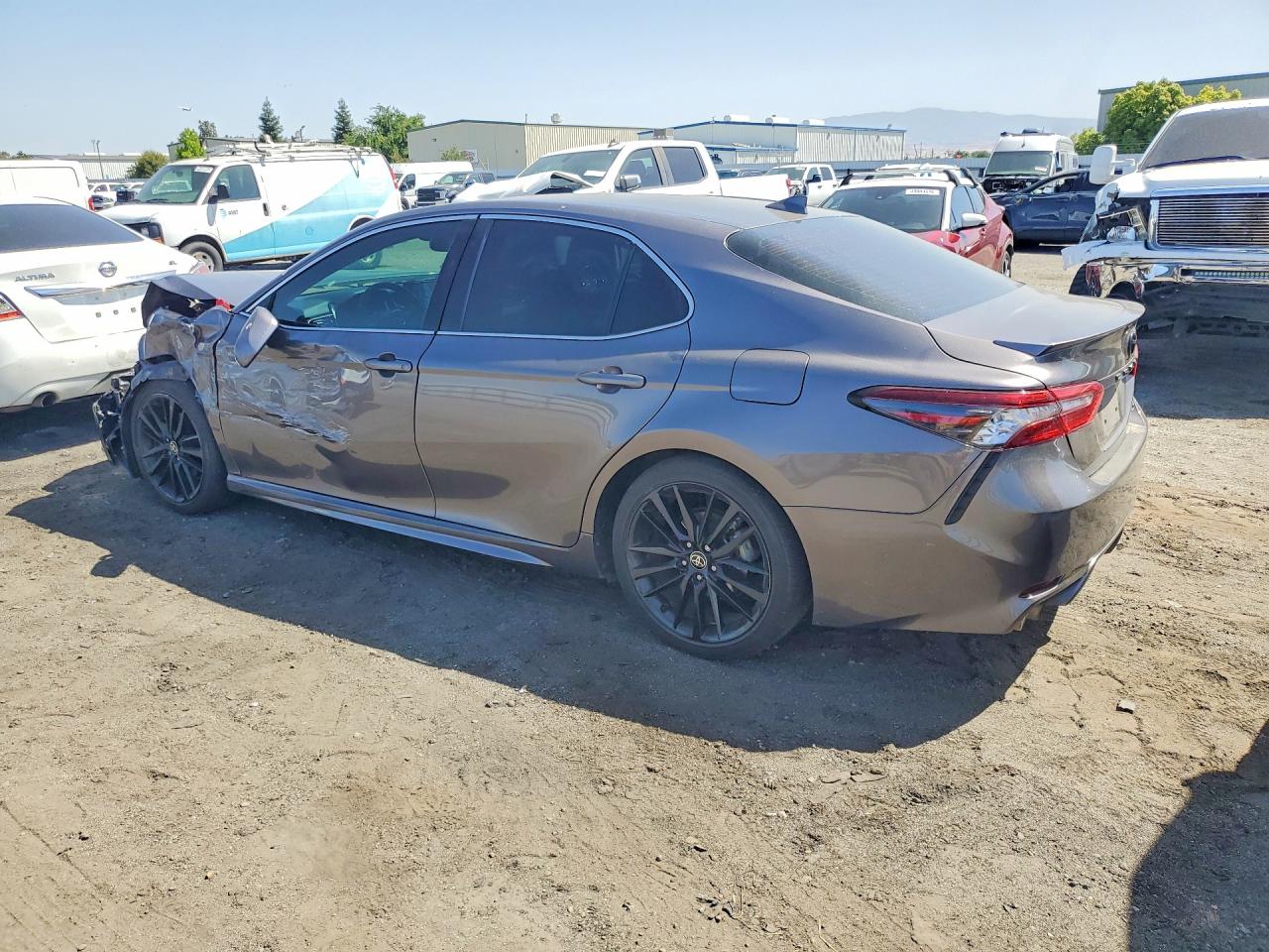 2022 TOYOTA CAMRY