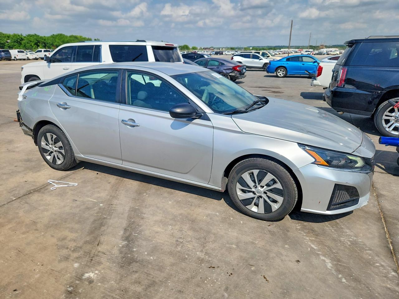 2024 NISSAN ALTIMA
