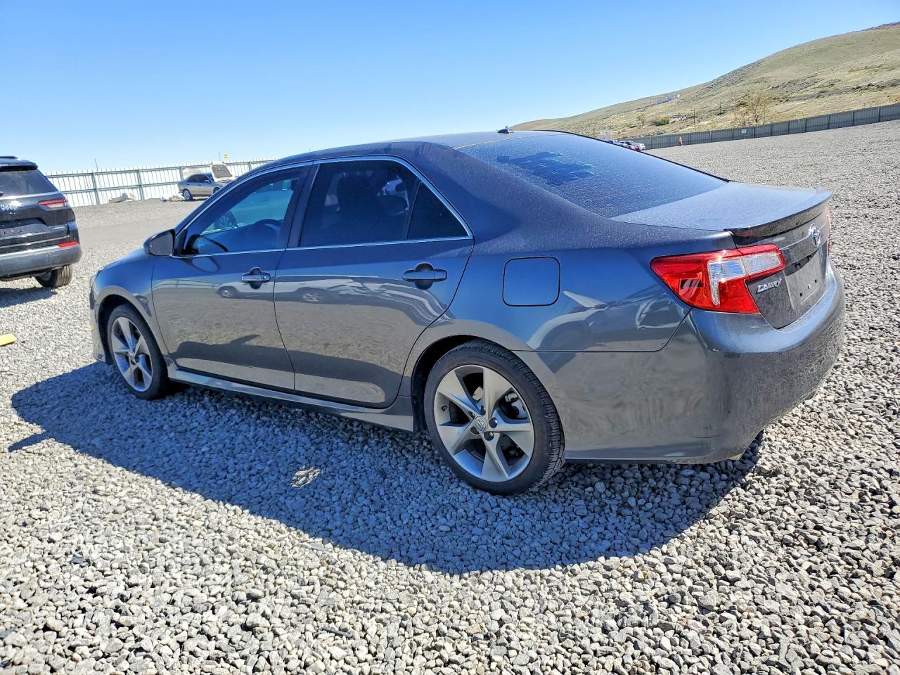2012 TOYOTA CAMRY