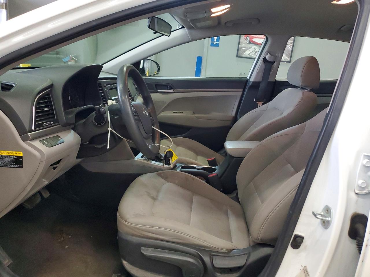 2017 HYUNDAI ELANTRA