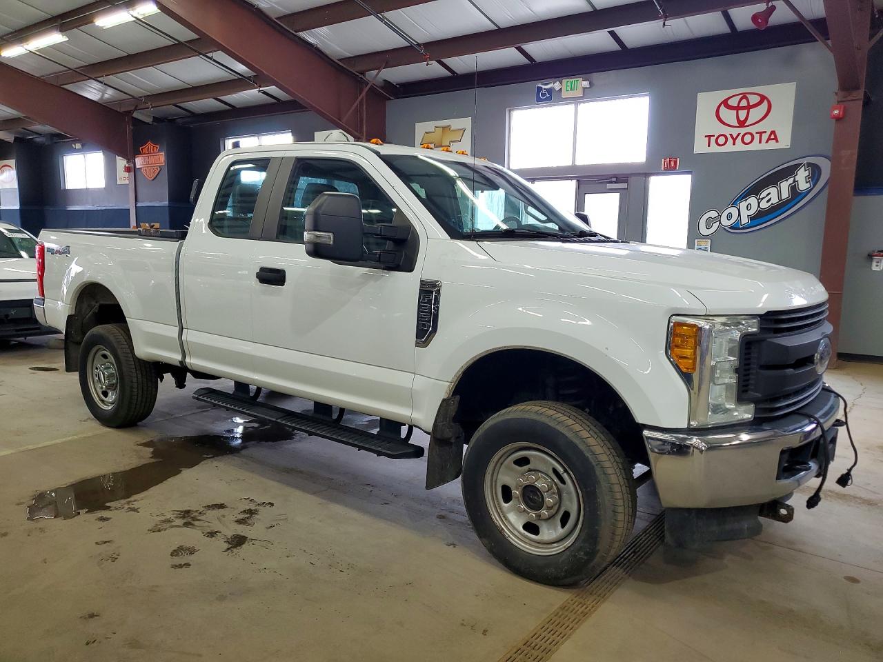 2017 FORD F350