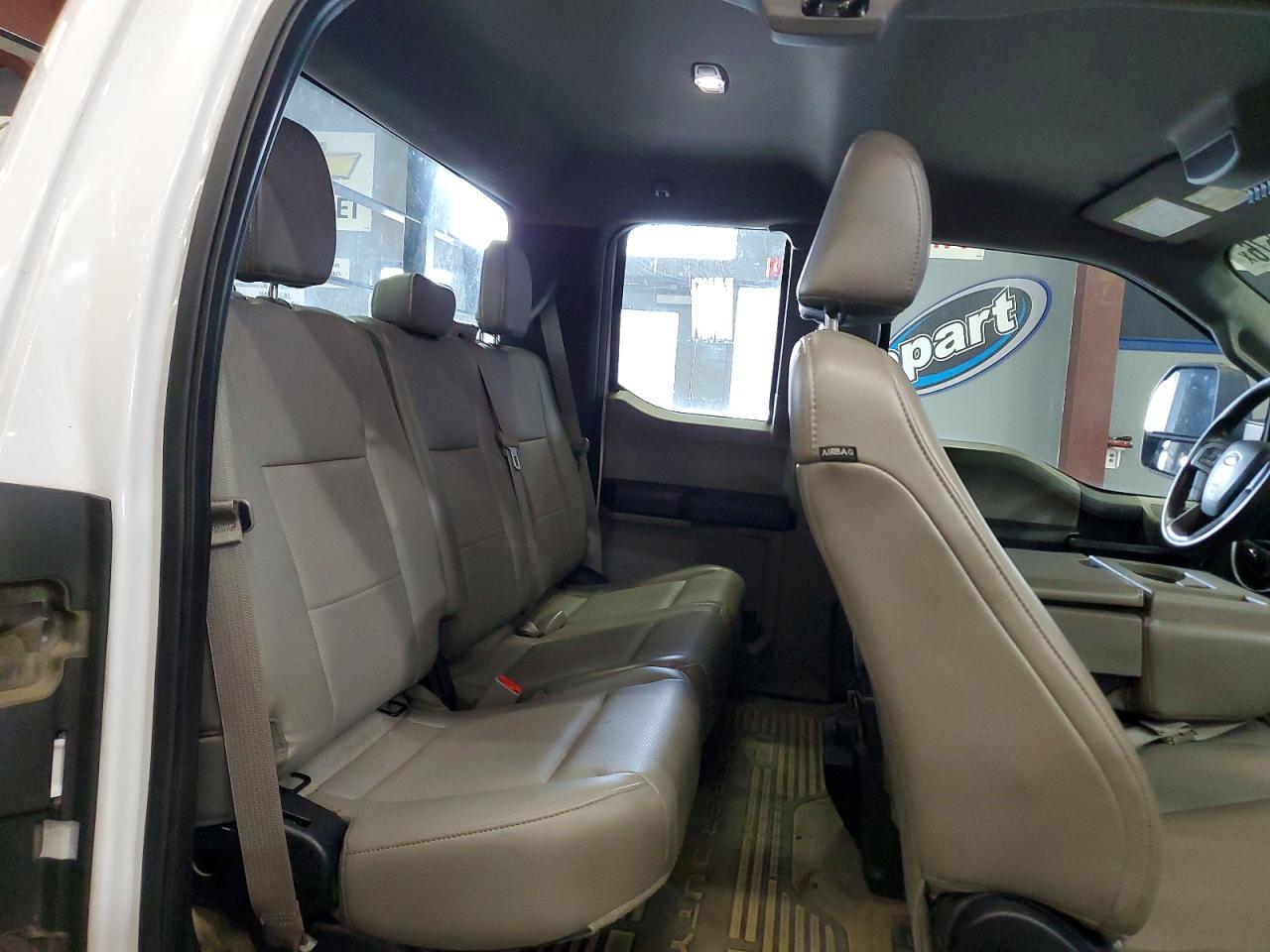 2017 FORD F350