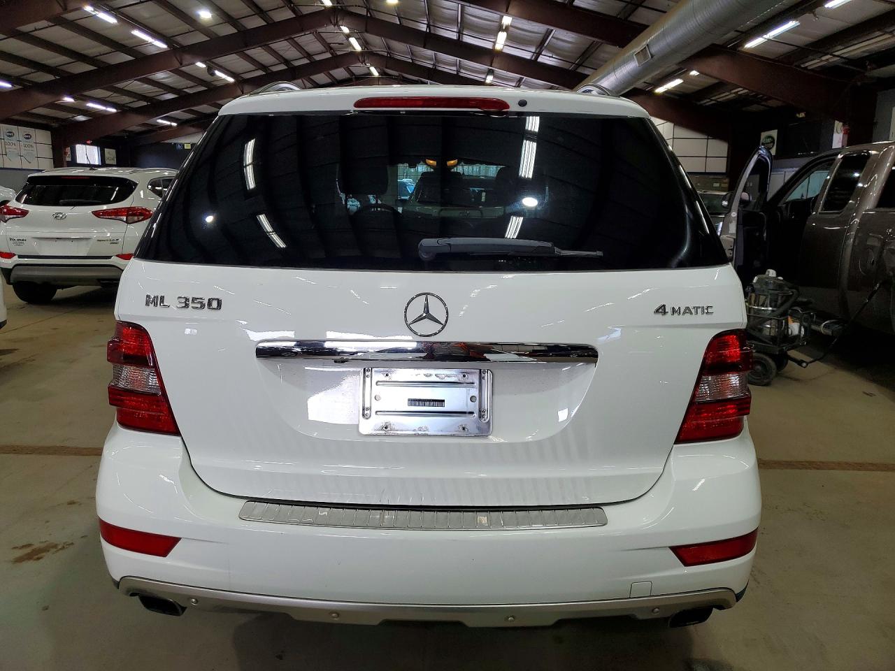2010 MERCEDES BENZ M-CLASS
