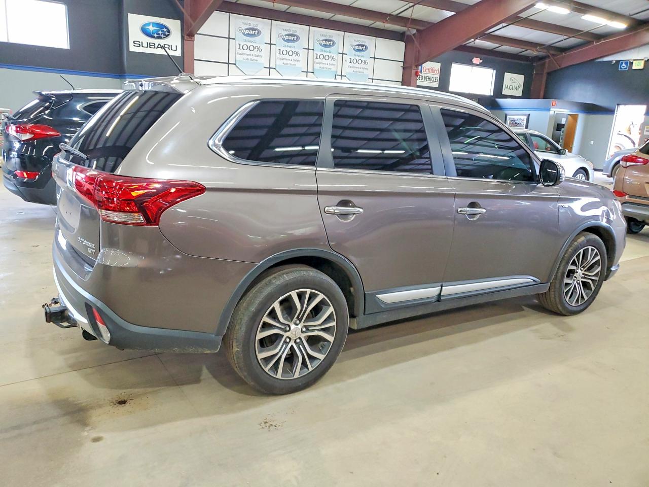 2016 MITSUBISHI OUTLANDER