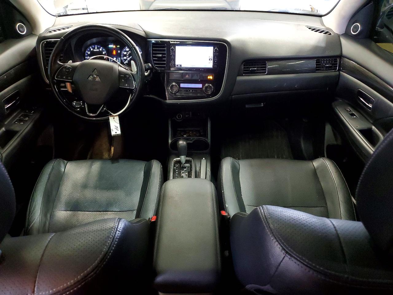 2016 MITSUBISHI OUTLANDER