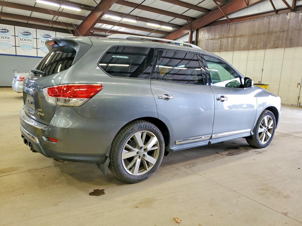2016 NISS PATHFINDER