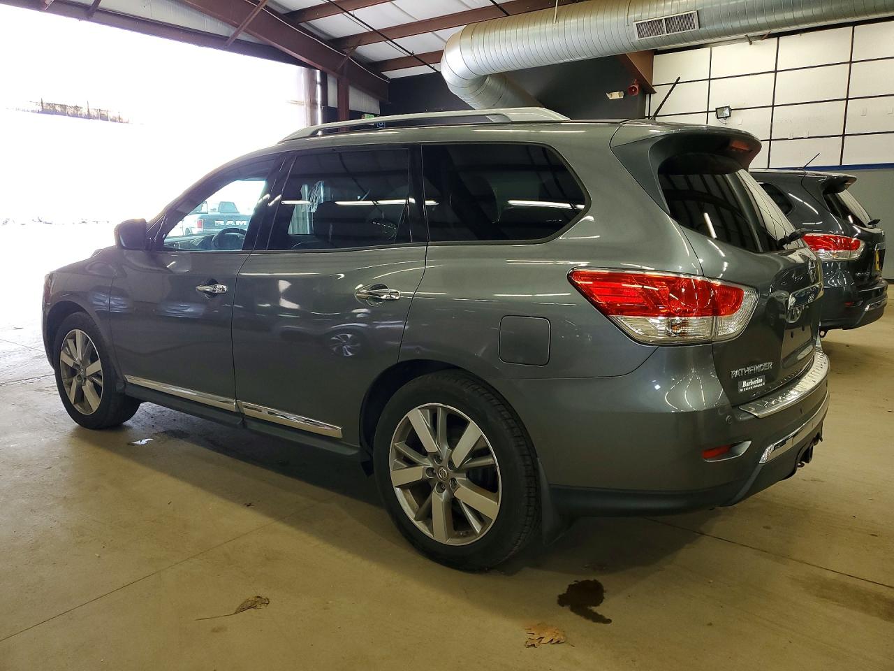 2016 NISS PATHFINDER