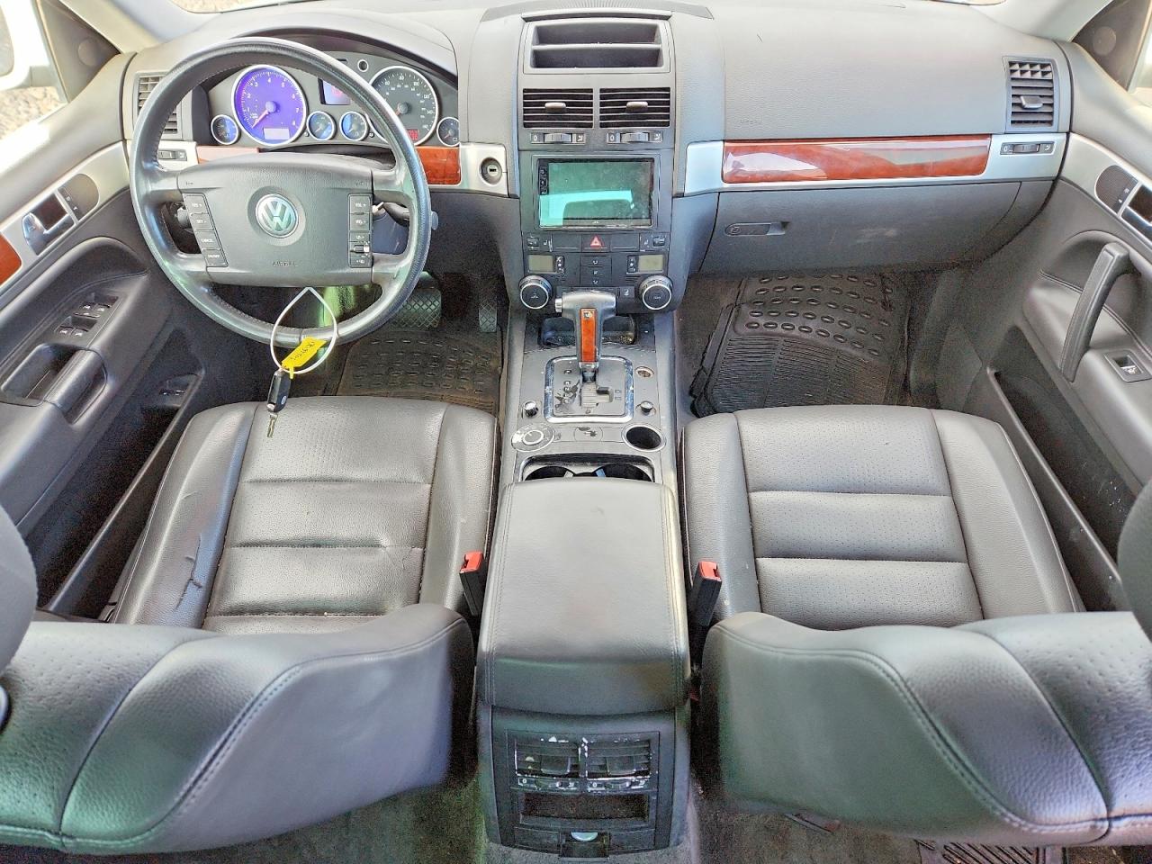 2004 VOLKSWAGEN TOUAREG