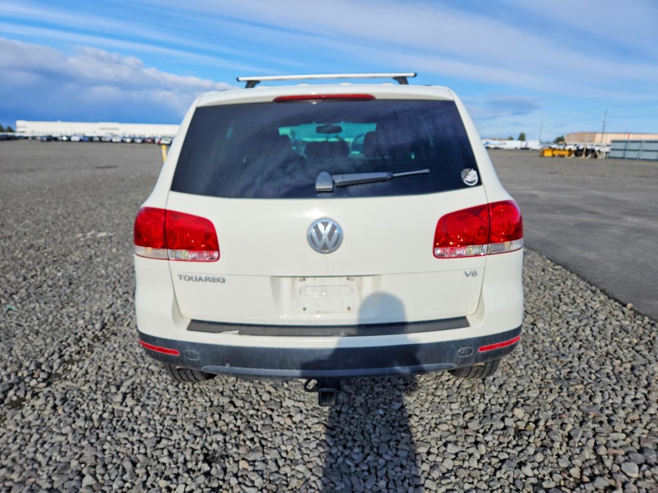 2004 VOLKSWAGEN TOUAREG