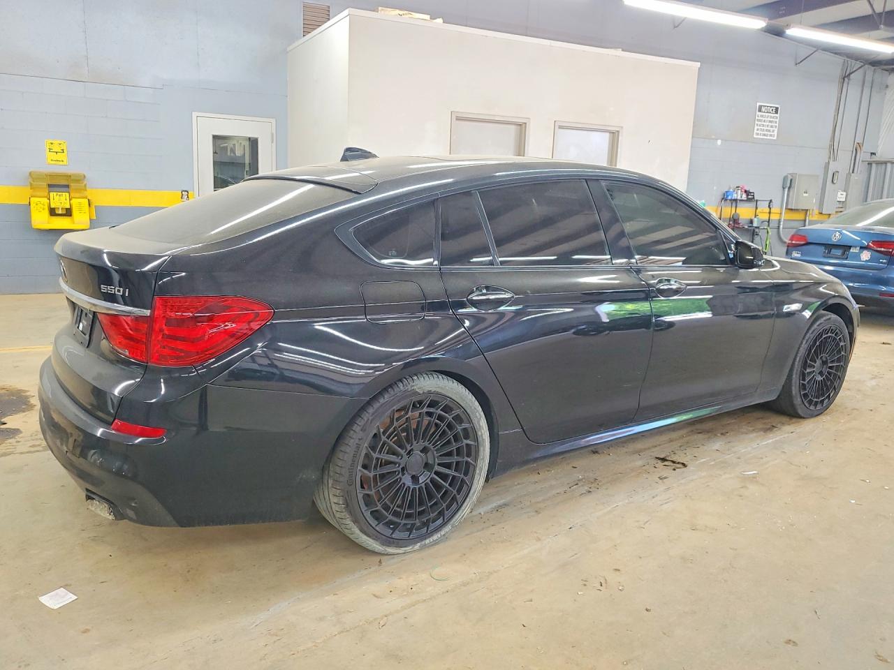 2013 BMW 5 SERIES