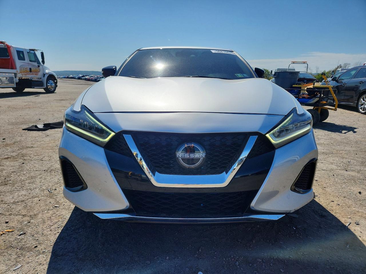 2023 NISSAN MAXIMA